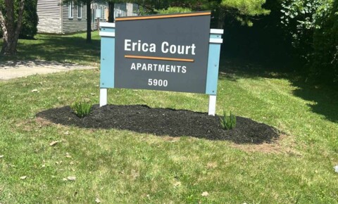 Apartments Near Dayton Erica Court Apartments for Dayton Students in Dayton, OH