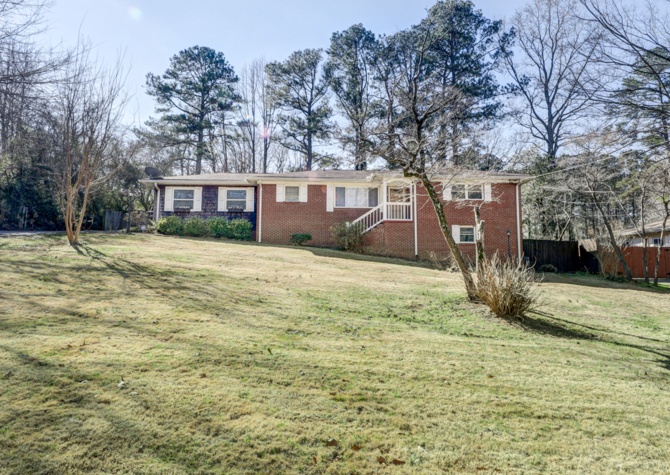 Houses Near Charming 3BR/3BA Ranch in Cobb County