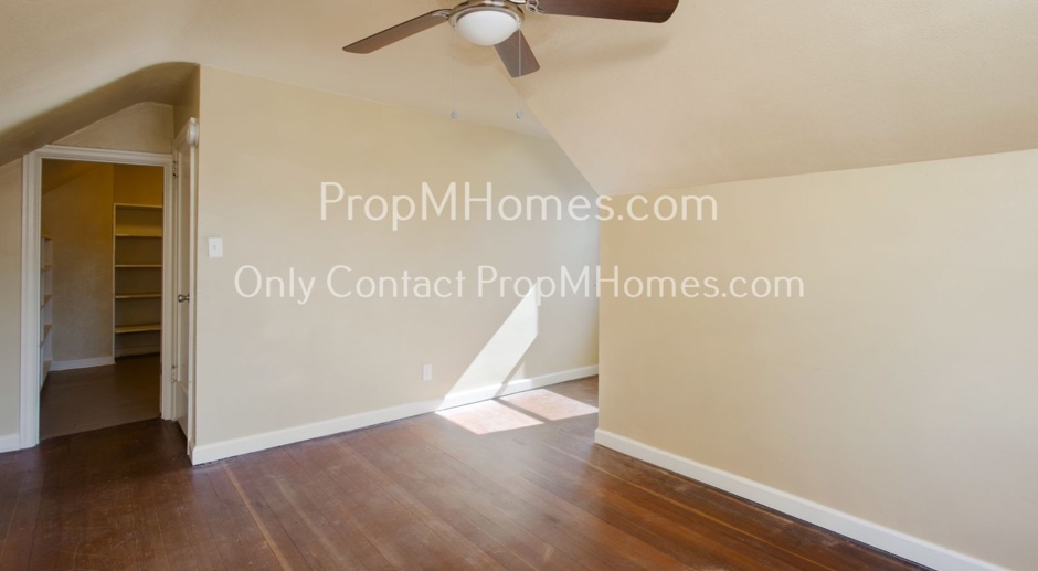 Your Delightful Two Bedroom Duplex In SE Portland - Urban Living Awaits You!
