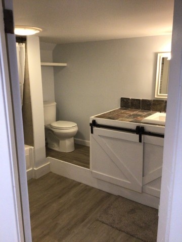 2 bedroom/laundry/utilities included