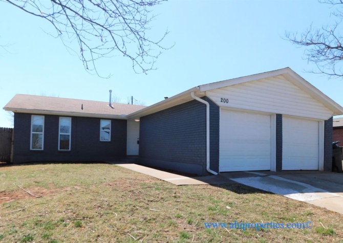 Houses Near Application Pending 200 NW 88th Street in Oklahoma City!