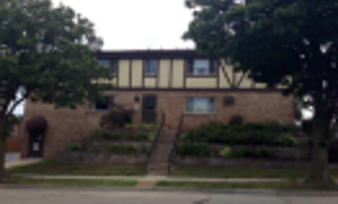Apartments Near Brensten Education 220 - S 102nd for Brensten Education Students in Waukesha, WI