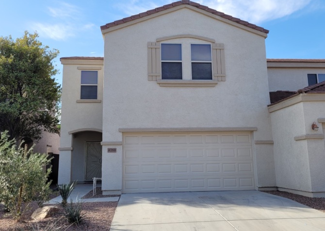 Houses Near 3BD, 2.5BA UPGRADED PEORIA HOME IN GATED COMMUNITY!