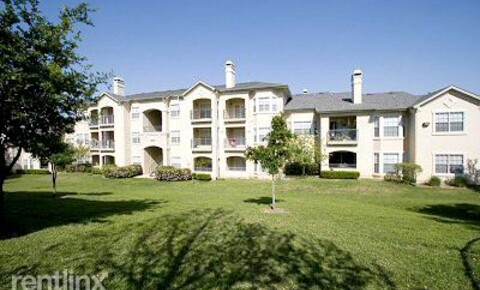 Apartments Near UTSA 12235 Vance Jackson Rd for University of Texas at San Antonio Students in San Antonio, TX