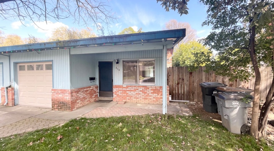 Adorable completely remodeled home near UC Davis 2 bedroom 1 bath