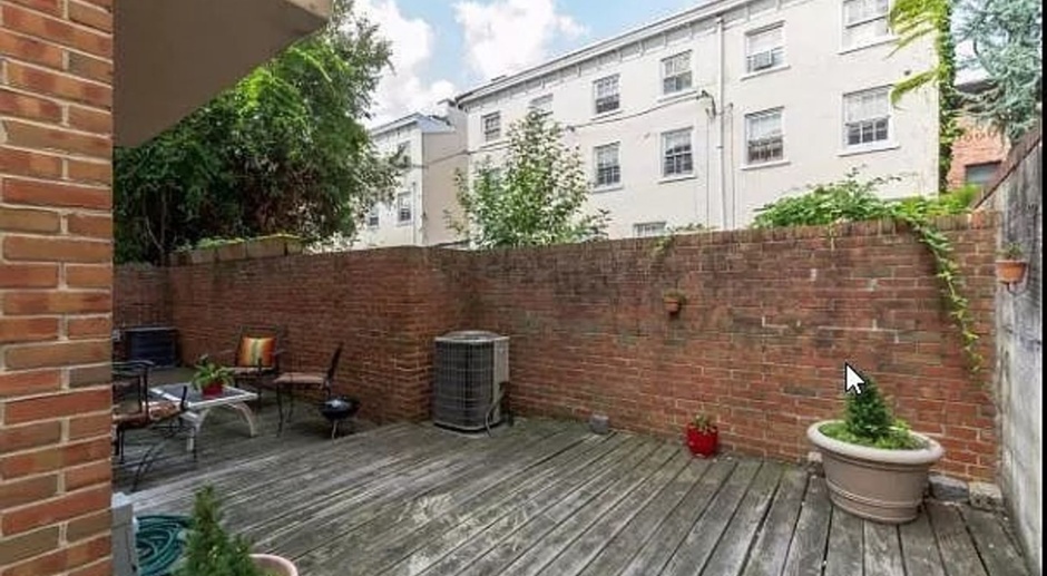 Incredible 2-Bedroom Apartment in Queen Village! Available Mid-May!