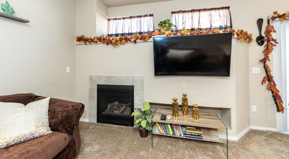 Introducing a charming townhouse located in the heart of Colorado Springs, CO.