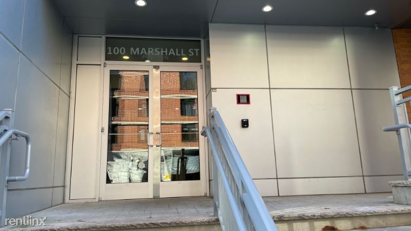 100 Marshall Street Apartment 204