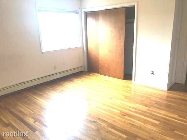 Lovely 3 Bedroom Apartment 2nd Floor Private Home/ Port Chester